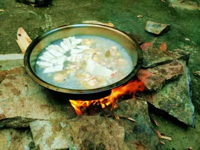 (14)[5月1日]烤全羊 炖鸡汤 徒步六片山 天池游泳浮潜 挡不住的腐败 ！-户外活动图-驼铃网