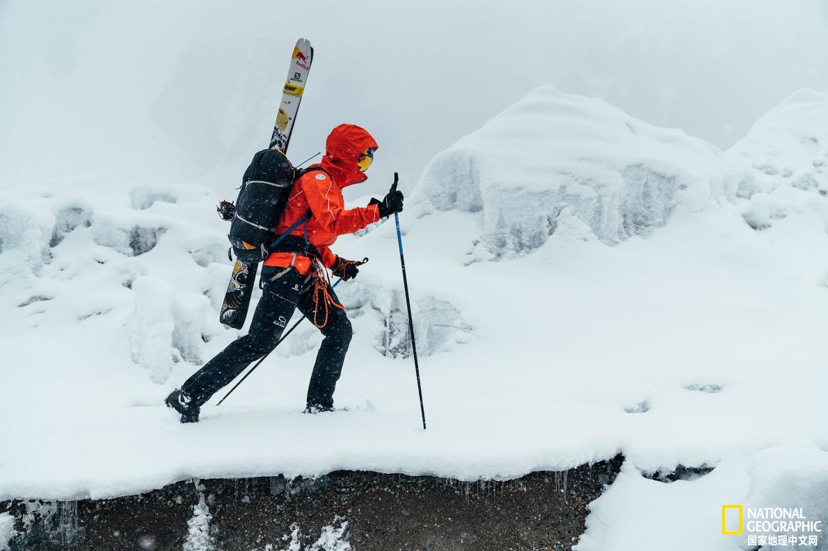 国家地理年度探险家Andrzej Bargiel：首位成功从K2上滑雪下山的滑雪者